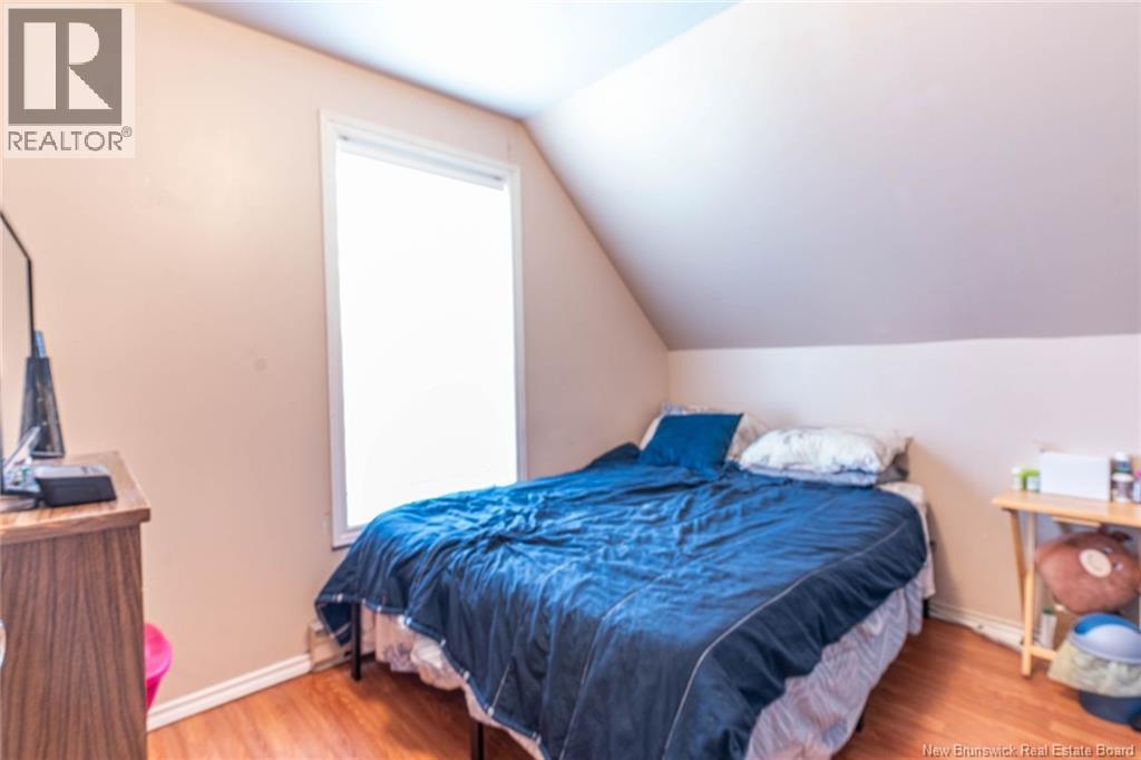 112 Duke Street Property Photo 31