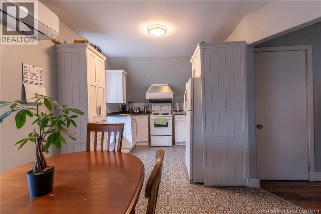 112 Duke Street Property Photo 32