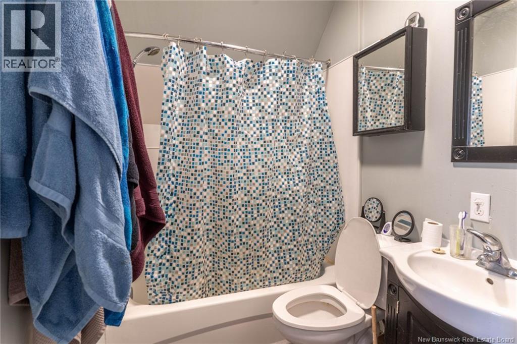 112 Duke Street Property Photo 36