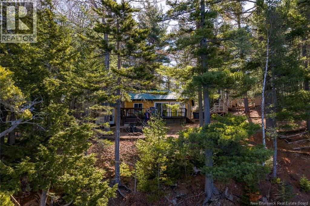 45 Gesner Lane Property Photo 2