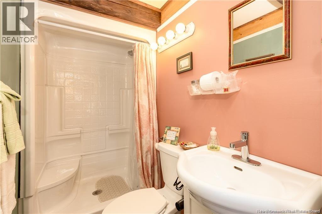 186 Mary's Point Road Property Photo 32