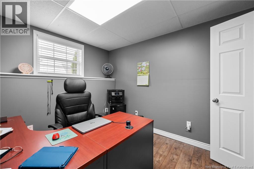 75 Anik Property Photo 38
