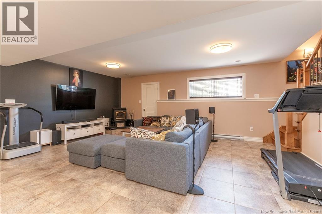 69 Whisperwood Drive Property Photo 38