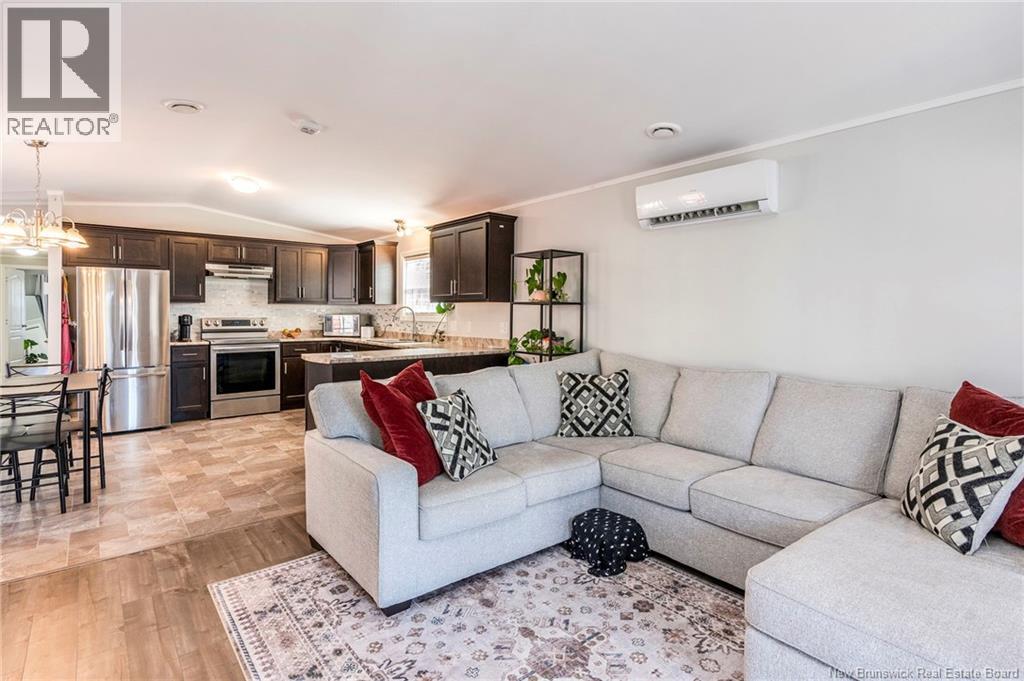 15 Telex Property Photo 8