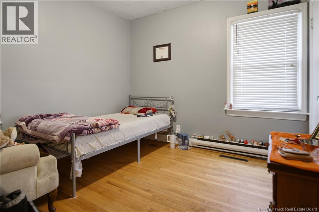 173 Maple Street Property Photo 8