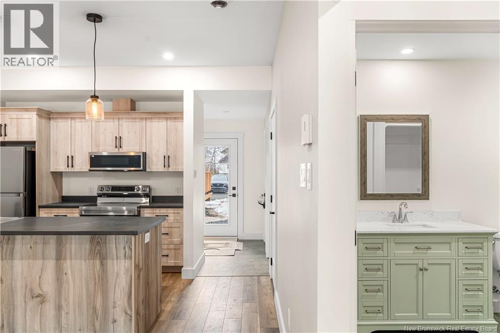 1300 Golden Park Crescent Unit# 2 Property Photo 16