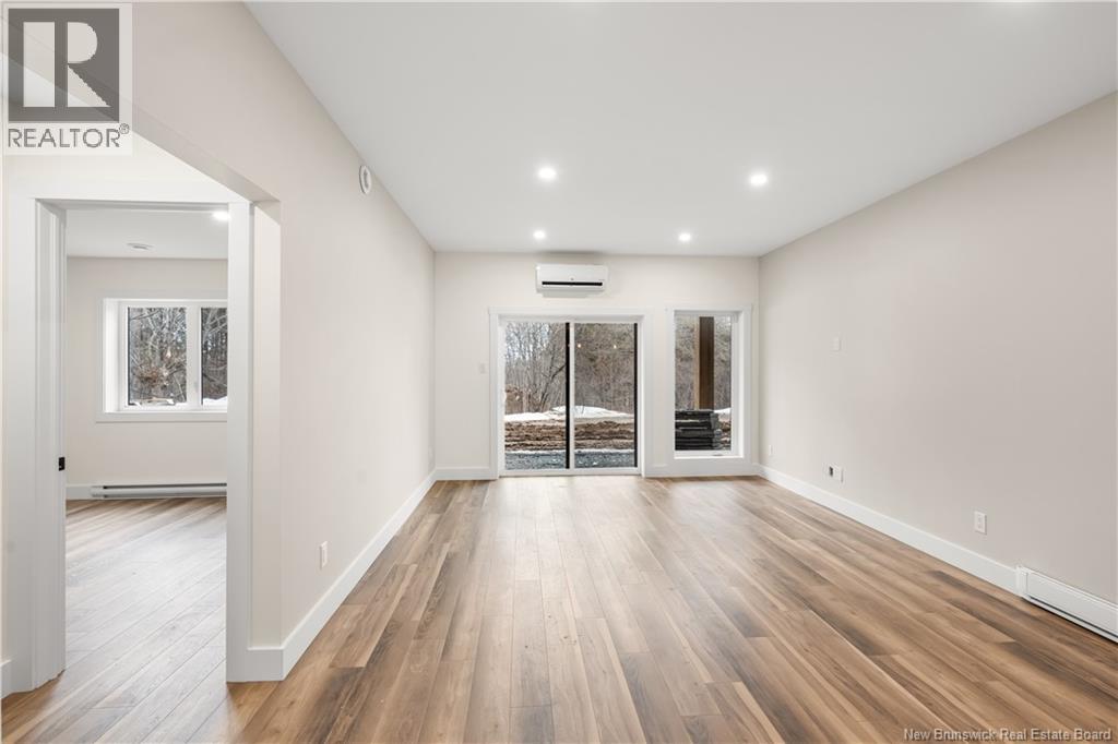 1300 Golden Park Crescent Unit# 2 Property Photo 20