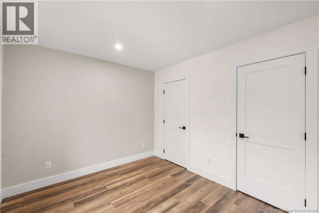 1300 Golden Park Crescent Unit# 2 Property Photo 25