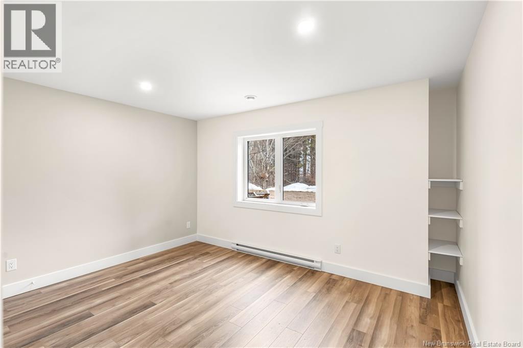 1300 Golden Park Crescent Unit# 2 Property Photo 26