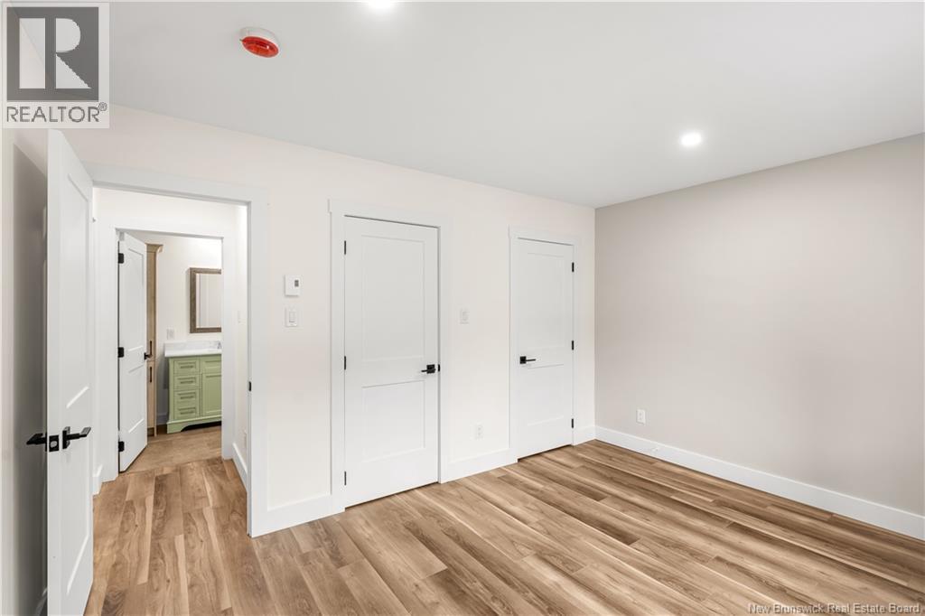 1300 Golden Park Crescent Unit# 2 Property Photo 27