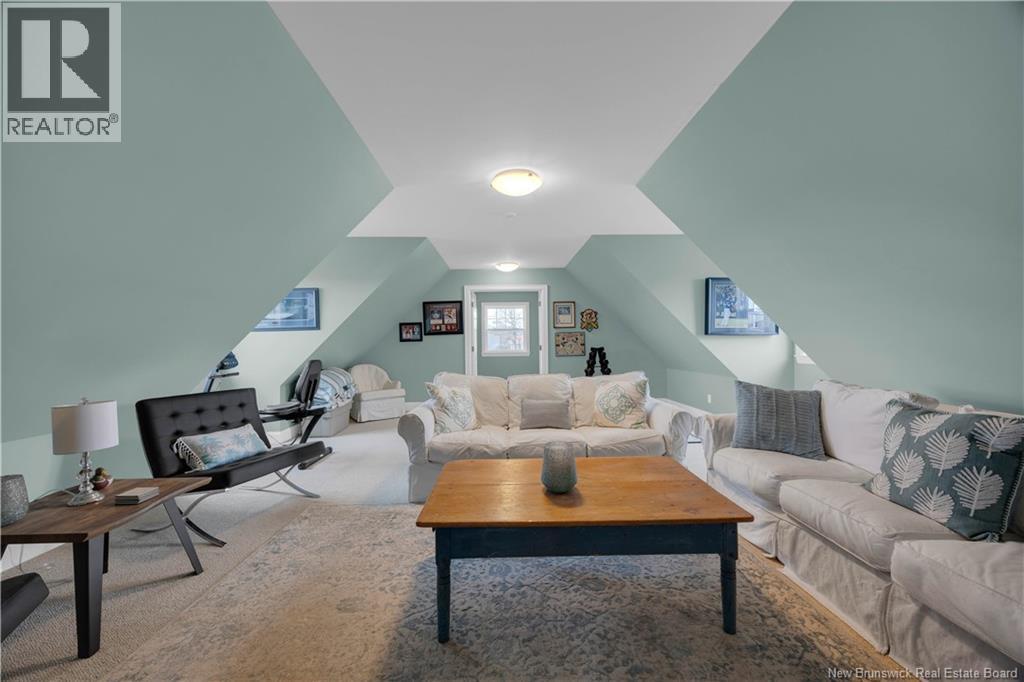 17 Patrick Street Property Photo 32