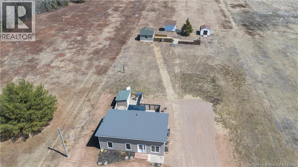 3764 Chemin Robinson Property Photo 3