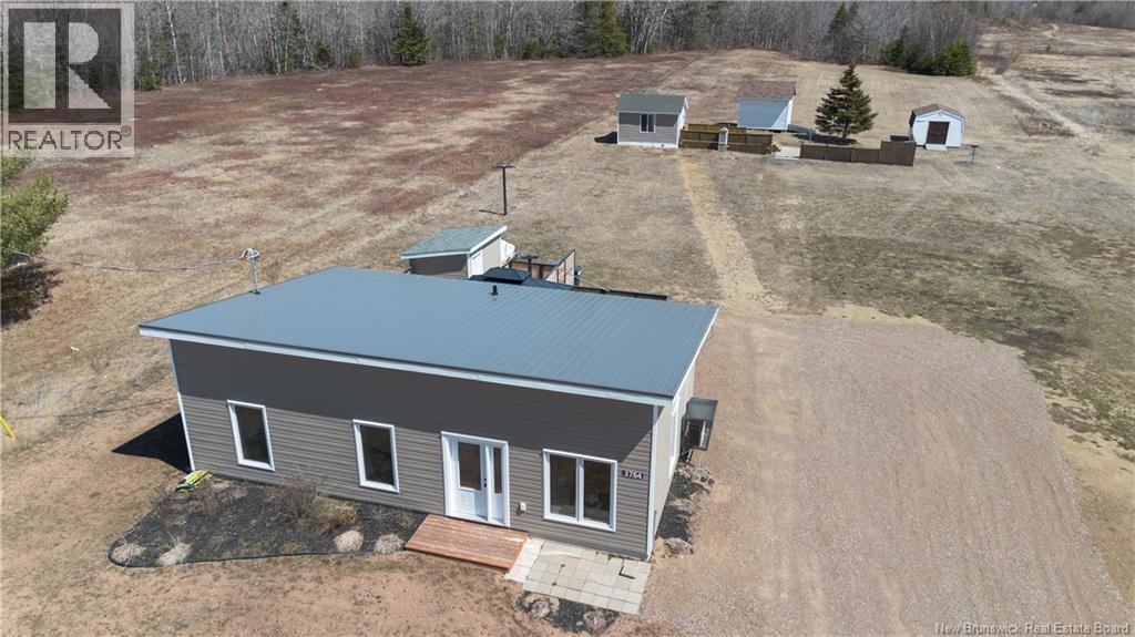 3764 Chemin Robinson Property Photo 4