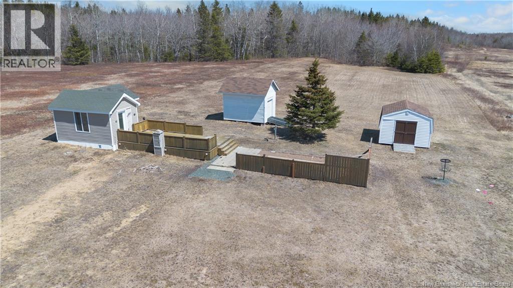 3764 Chemin Robinson Property Photo 5