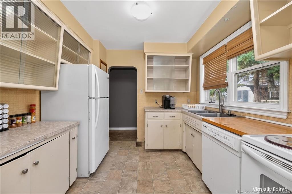 190 Maple Street Property Photo 7