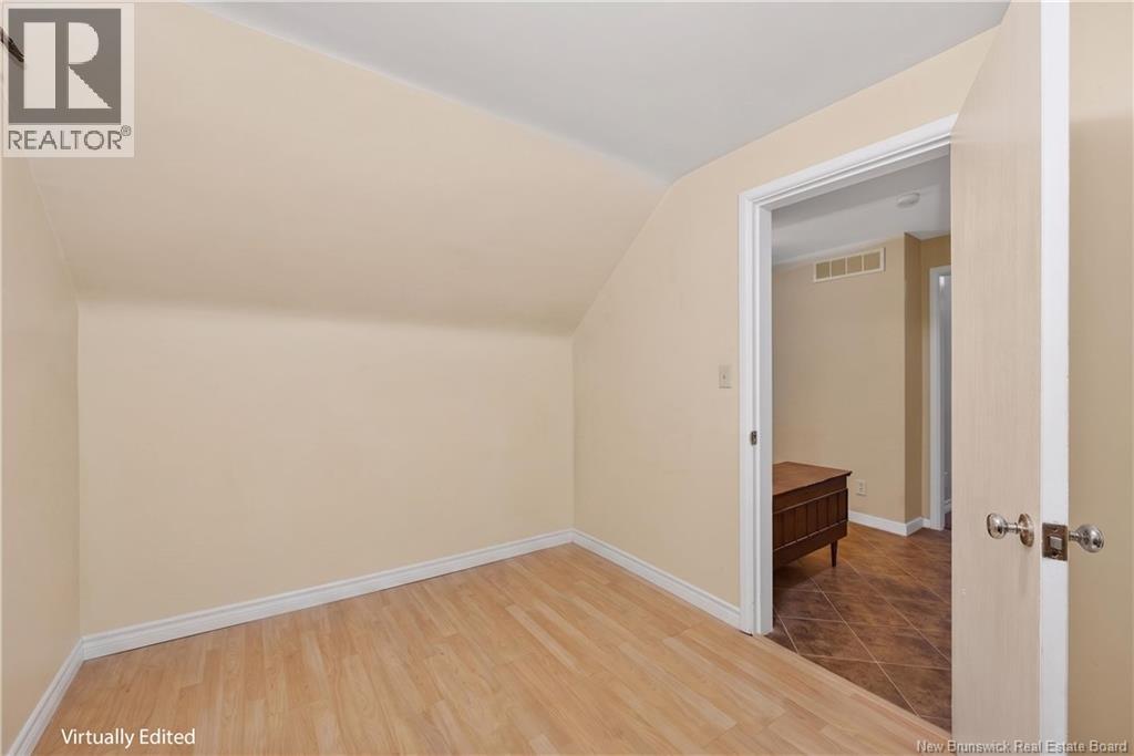 190 Maple Street Property Photo 18