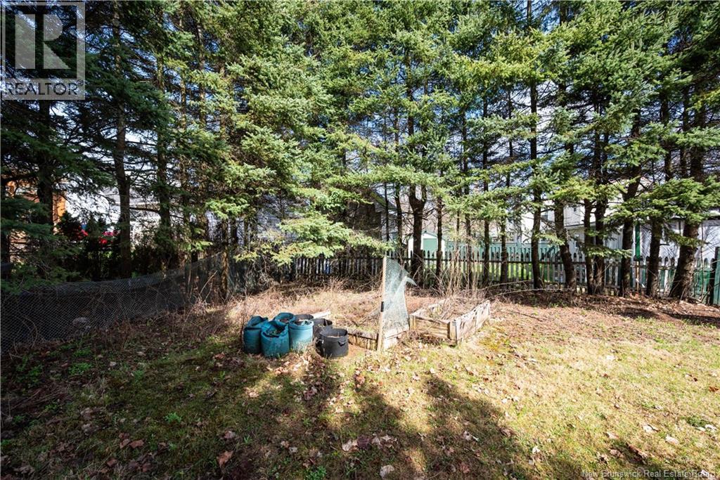 190 Maple Street Property Photo 32