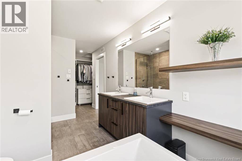 262 Yvonne Property Photo 25