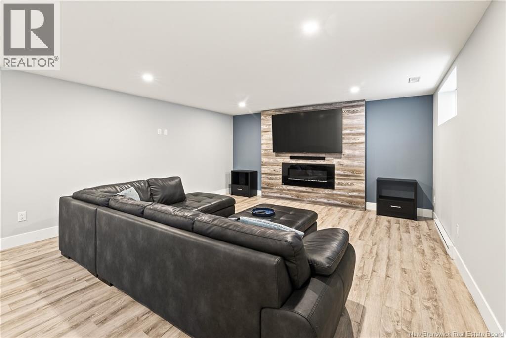 262 Yvonne Property Photo 44