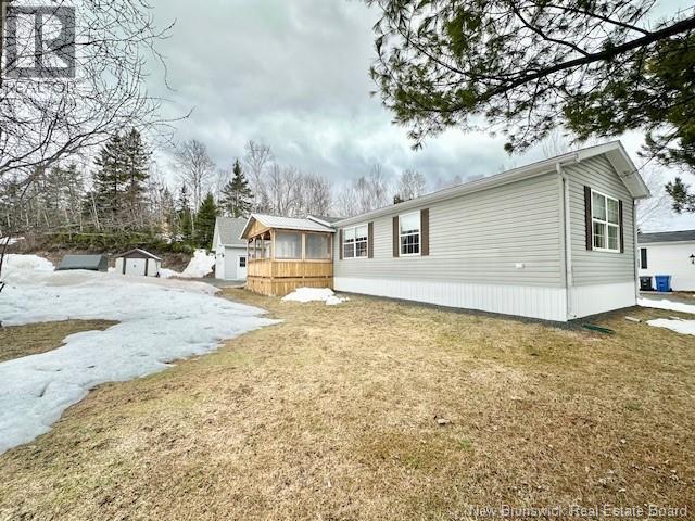 61 Maple Green Crescent Property Photo 2
