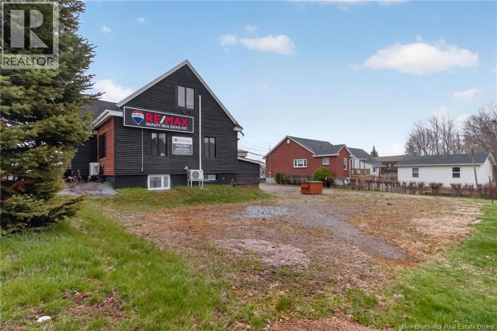120 Champlain Street Property Photo 7