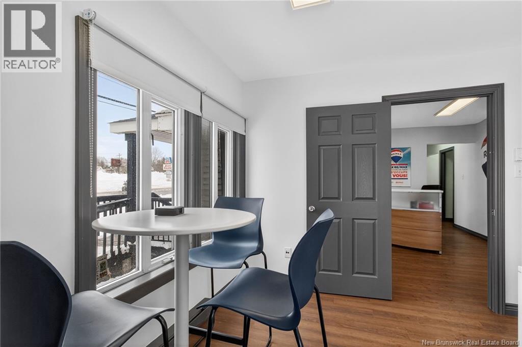 120 Champlain Street Property Photo 23