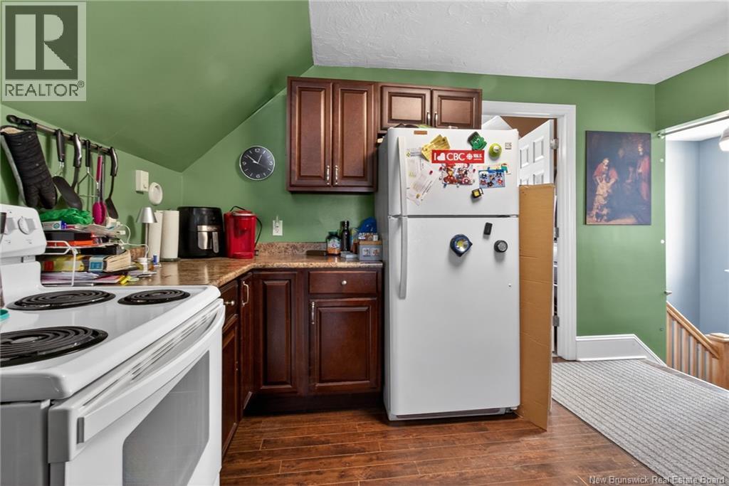 120 Champlain Street Property Photo 33