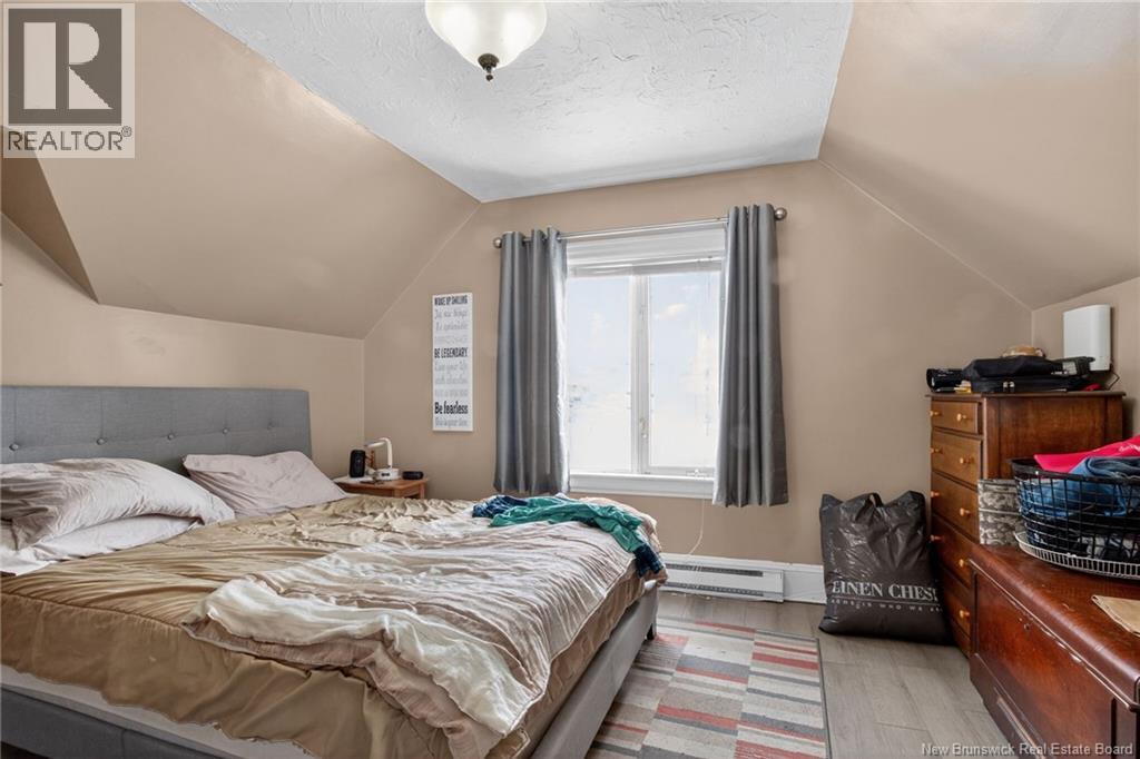 120 Champlain Street Property Photo 34