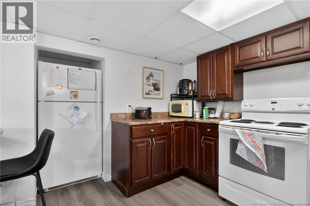 120 Champlain Street Property Photo 40