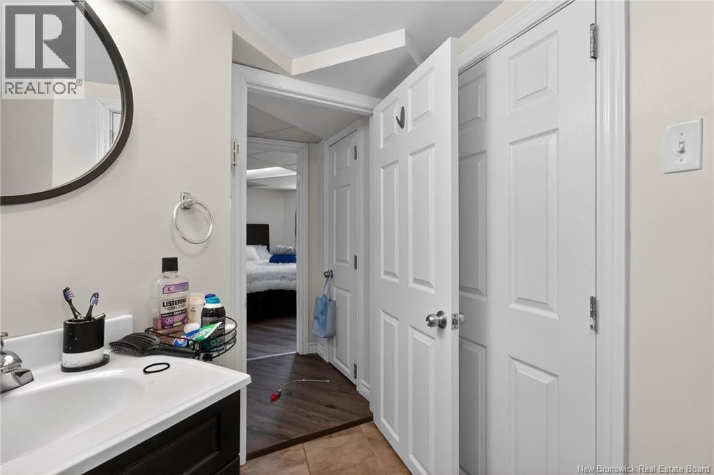 120 Champlain Street Property Photo 43