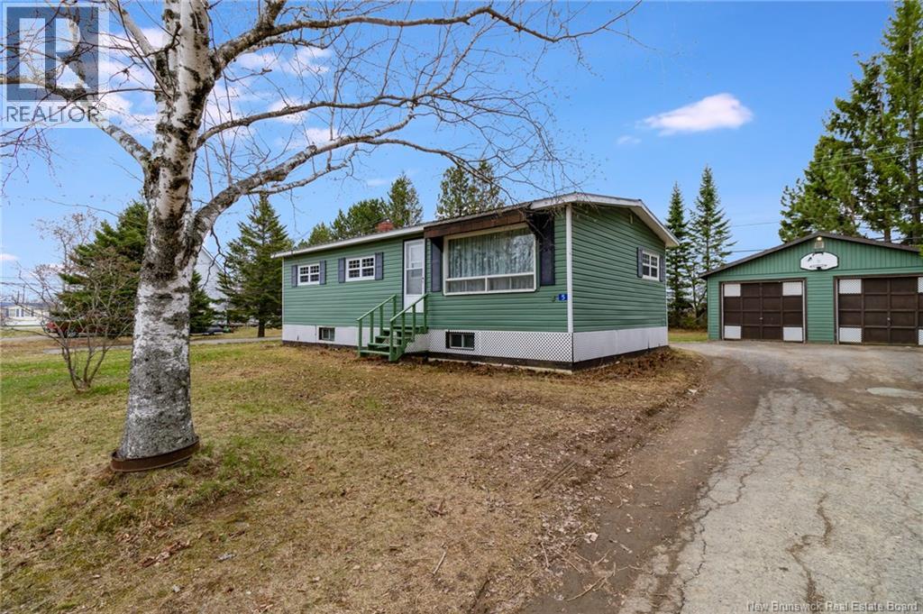 5 Sewell Road Property Photo 1