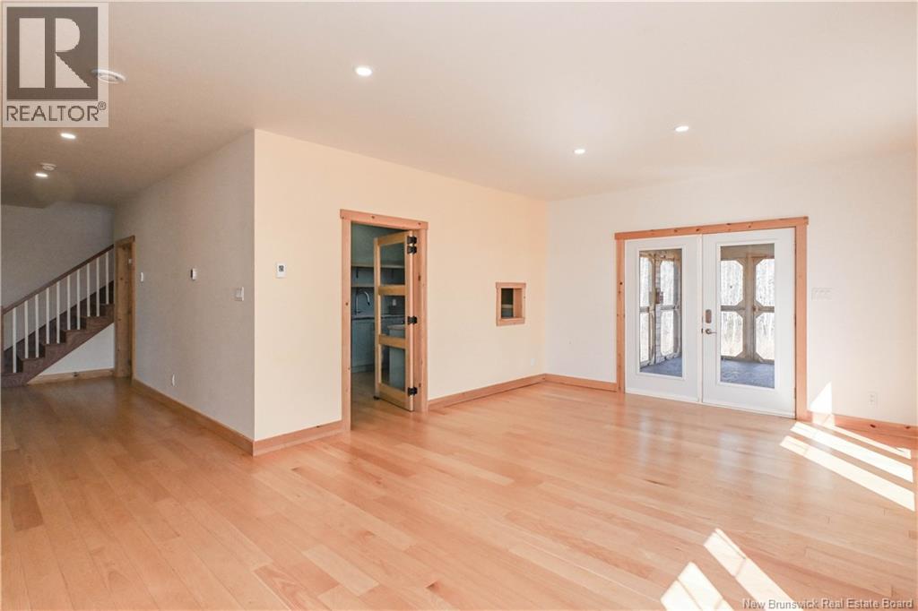 441 Saulnier Est Street Property Photo 15