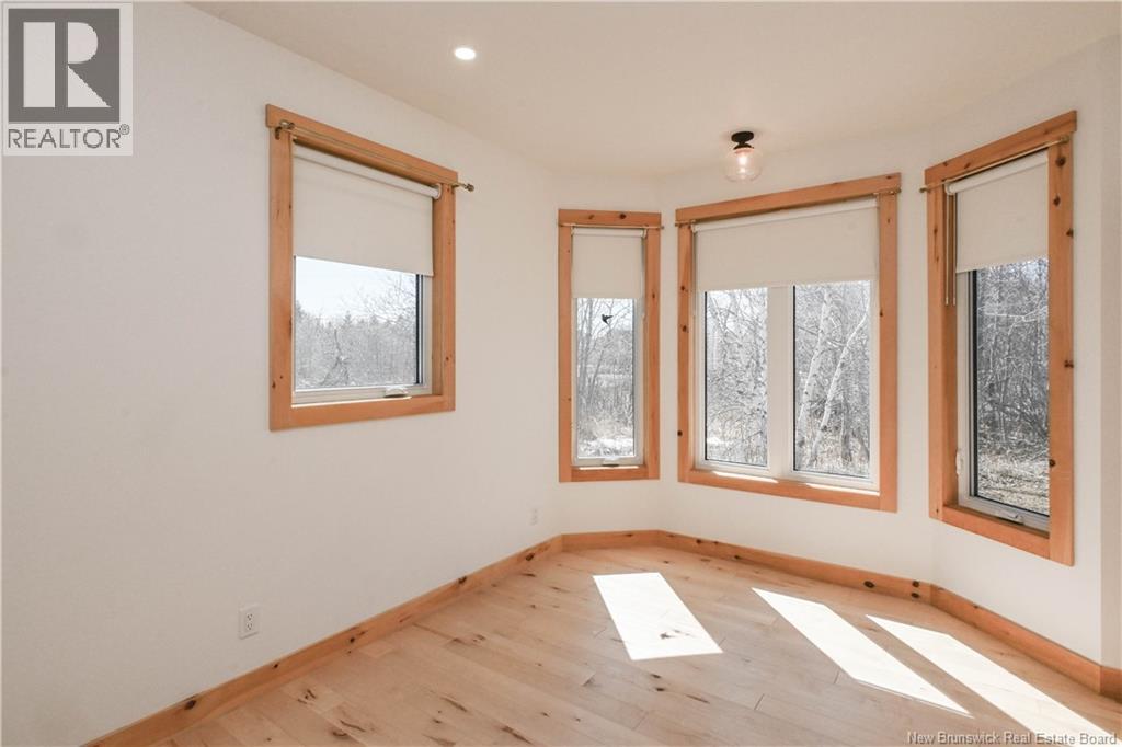 441 Saulnier Est Street Property Photo 17