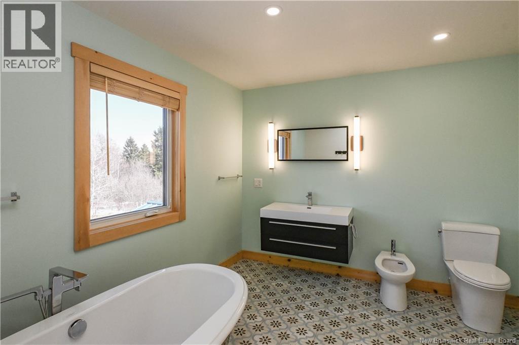 441 Saulnier Est Street Property Photo 28