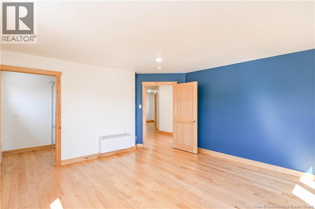 441 Saulnier Est Street Property Photo 33