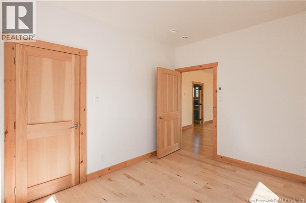 441 Saulnier Est Street Property Photo 38