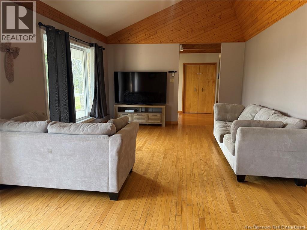 140 Despres Road Property Photo 24