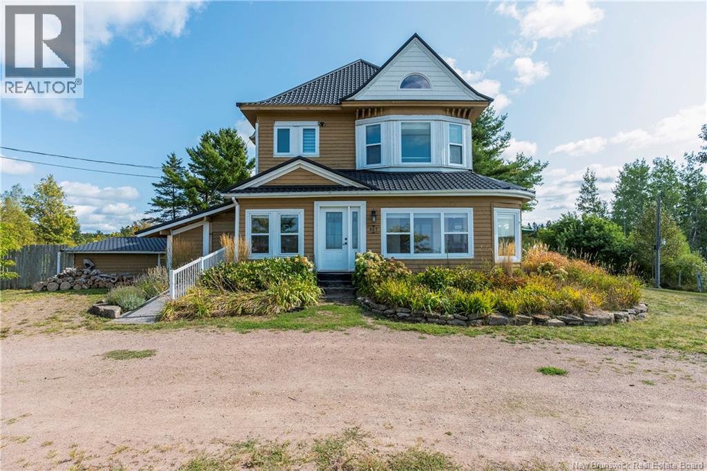 657 Royal Road Property Photo 1
