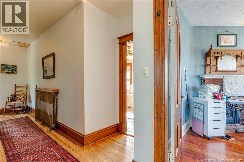 657 Royal Road Property Photo 27