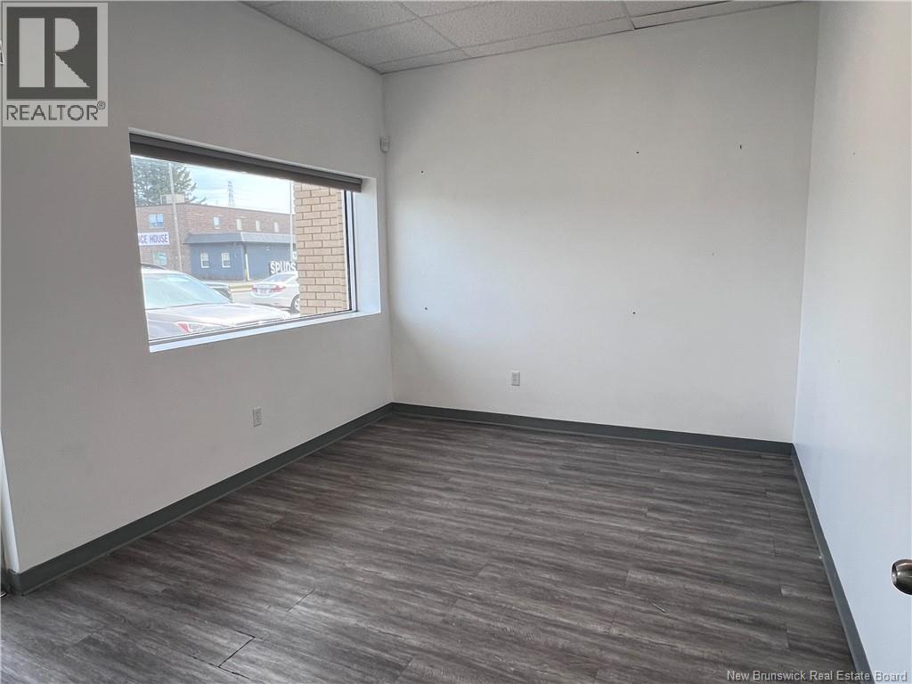 229 Churchill Boulevard Unit# 12 Property Photo 6