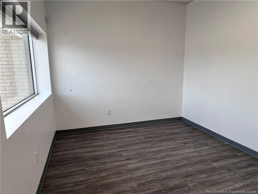 229 Churchill Boulevard Unit# 12 Property Photo 7