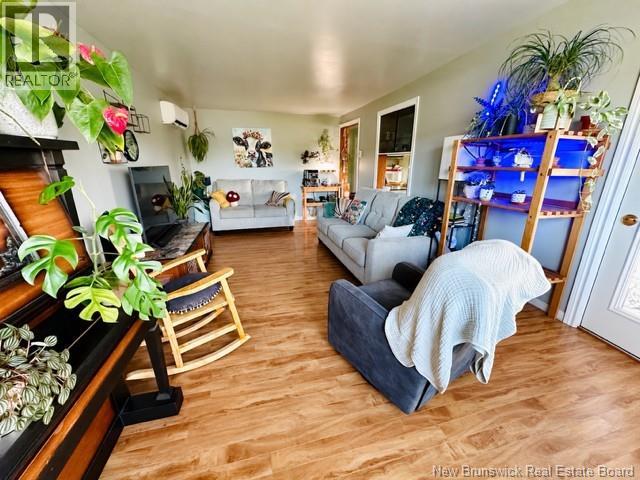 7 Principale Street Property Photo 7