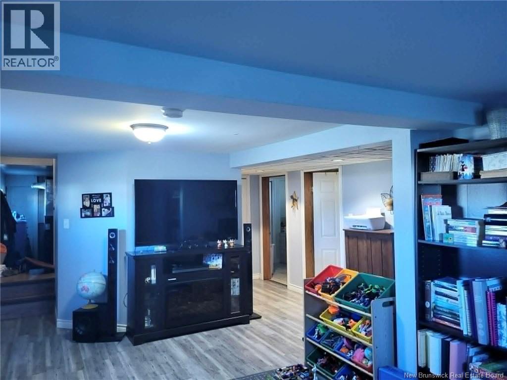 7 Principale Street Property Photo 15