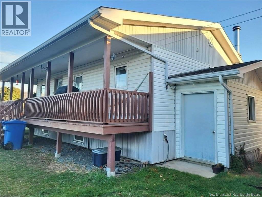 7 Principale Street Property Photo 17