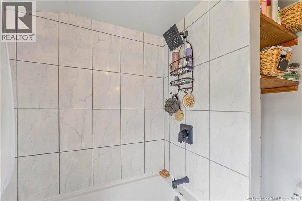 10 Stanley Oliver Road Property Photo 22