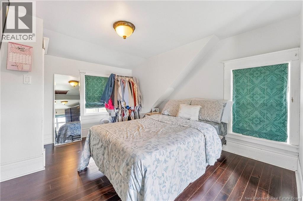 10 Stanley Oliver Road Property Photo 26