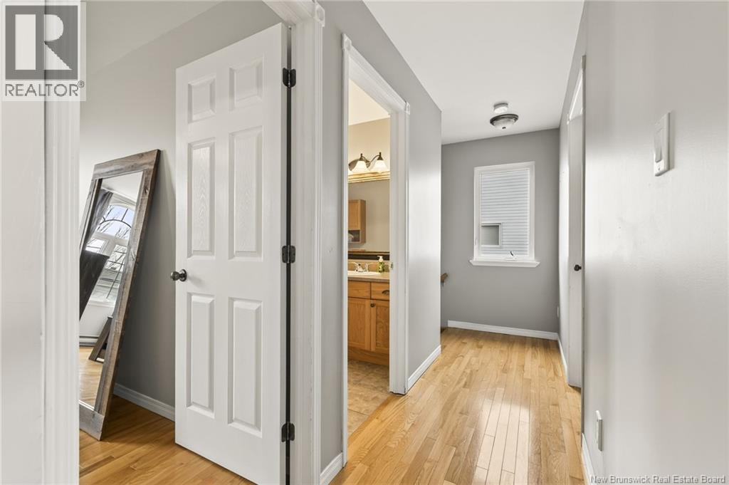 40 Stoneham Drive Property Photo 8