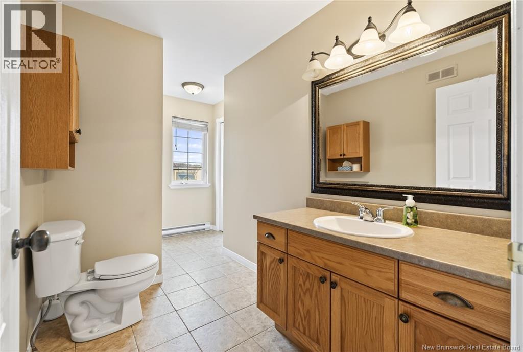 40 Stoneham Drive Property Photo 11