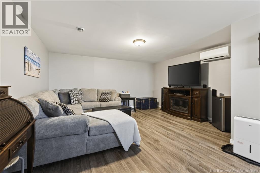 40 Stoneham Drive Property Photo 16