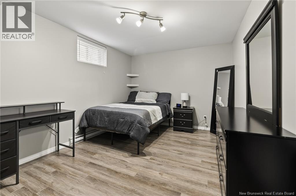 40 Stoneham Drive Property Photo 18